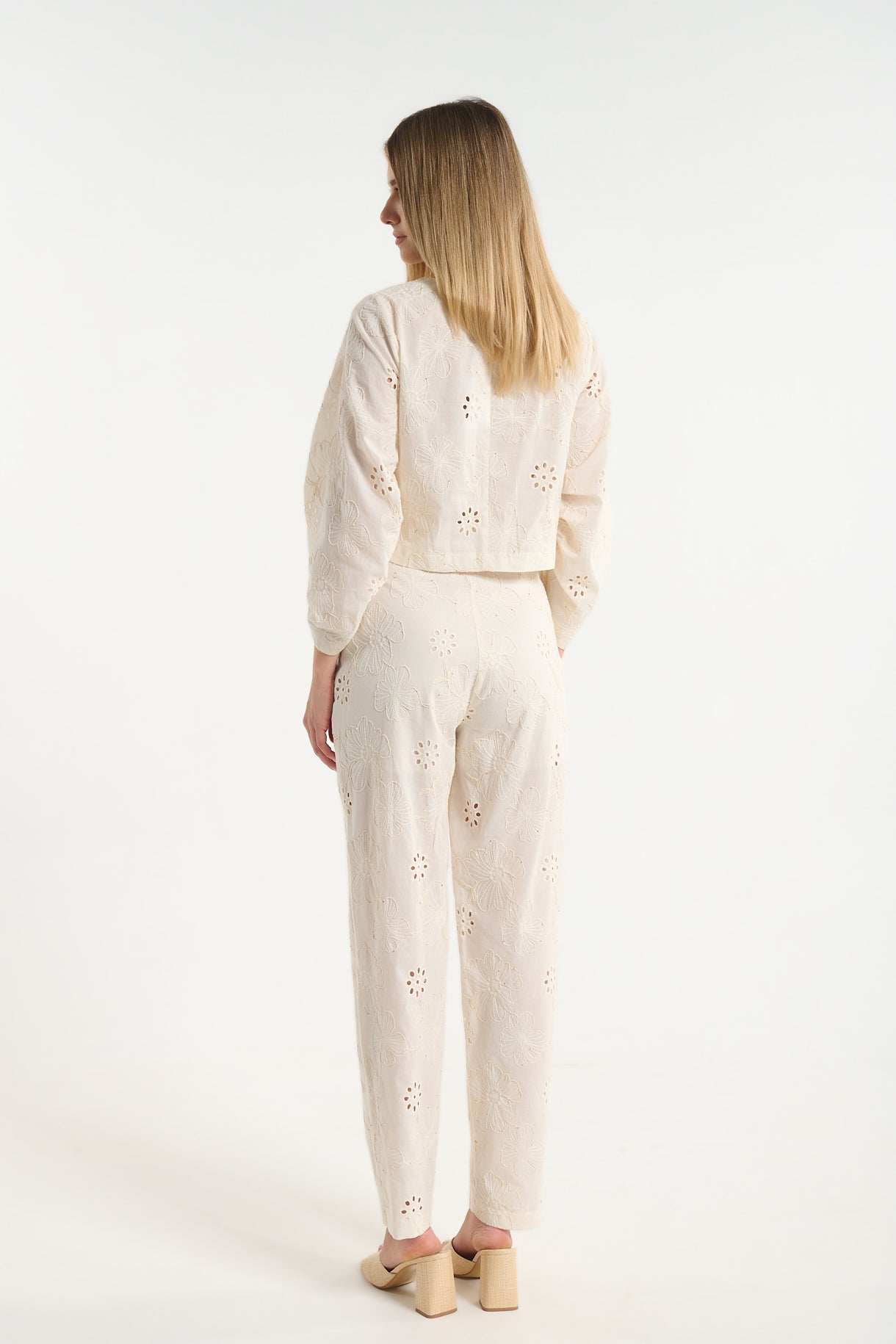 Broderie Pants