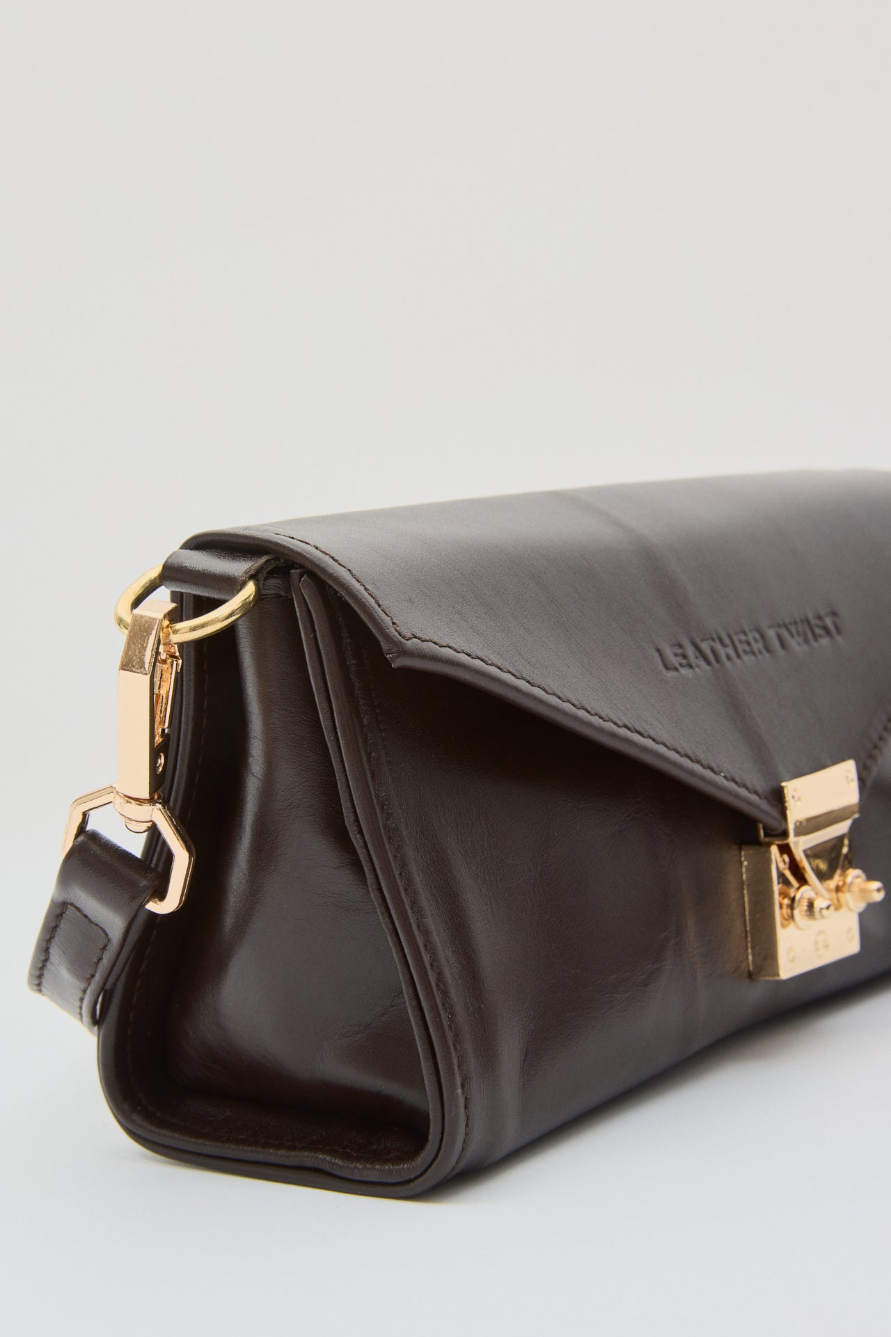 Leather Twist Lockette Bag